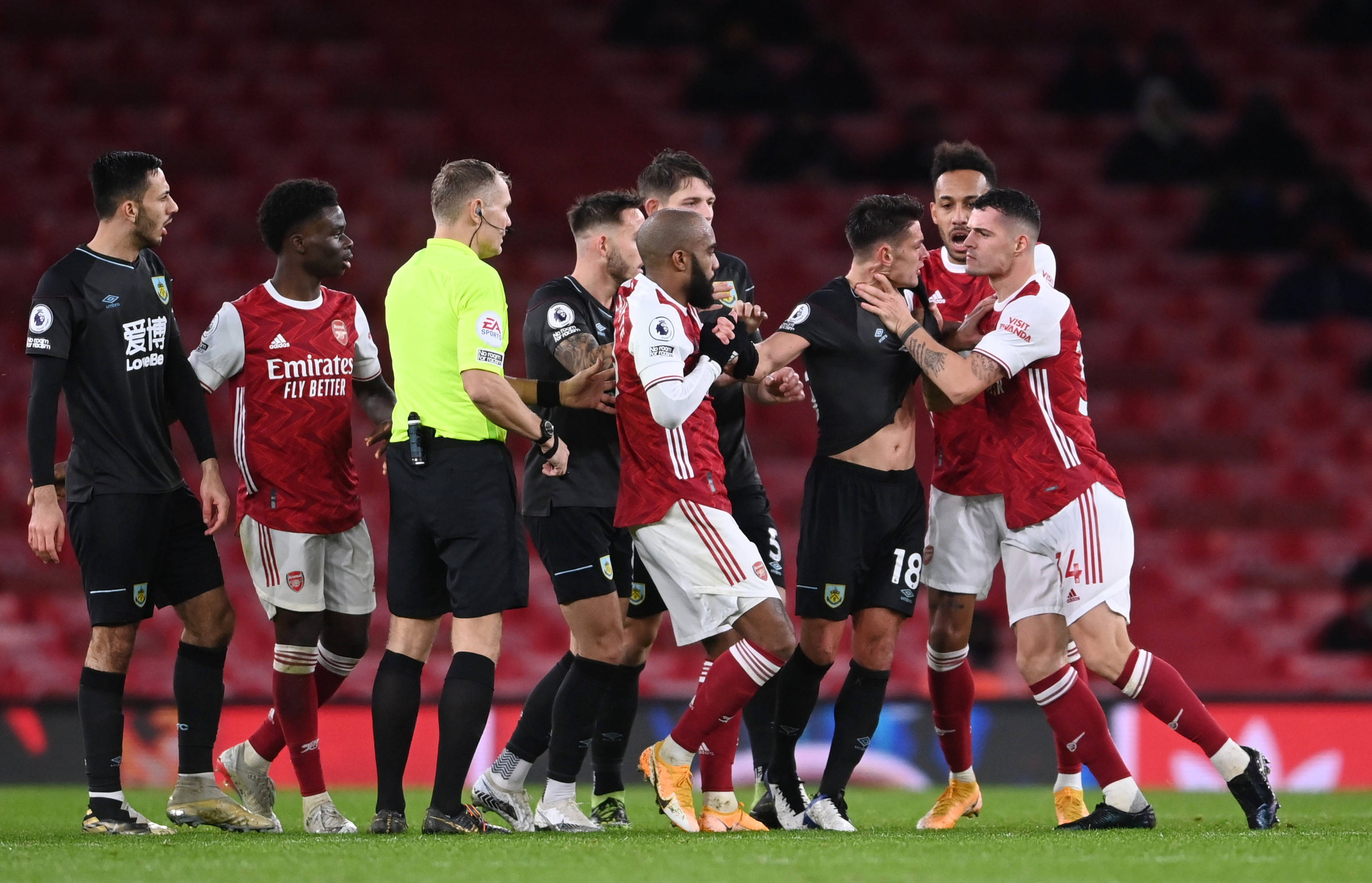 上足总杯与 上足总杯与