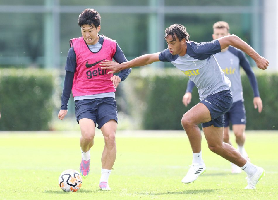 让球迷们感 让球迷们感